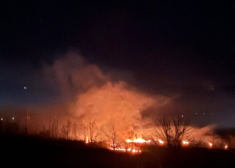 Široki Brijeg: Jak požar kod Privalja prijetio elektrodistribucijskoj mreži