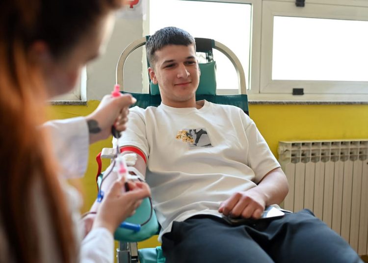 U Širokom Brijegu prikupljeno 29 doza krvi u akciji srednjoškolaca i djelatnika