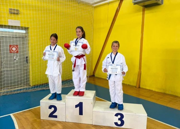 Sjajan vikend za KK Široki: 27 medalja sa natjecanja u Splitu i Mostaru