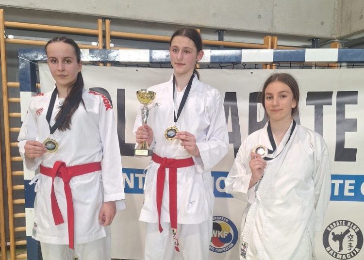 Karate klub Široki Brijeg ovog vikenda uspješan na dva fronta osvojivši čak 55 medalja