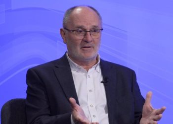 Preminuo je profesor Vlatko Cvrtila