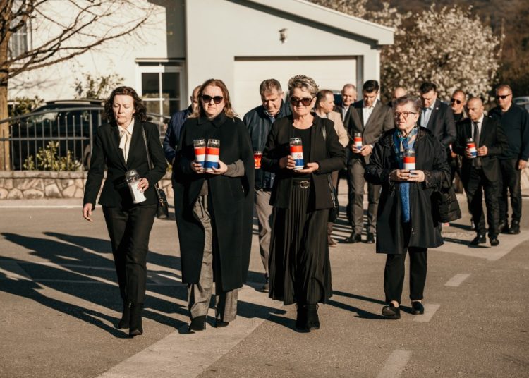 Široki Brijeg obilježio 34. obljetnicu raketiranja i odao počast žrtvama