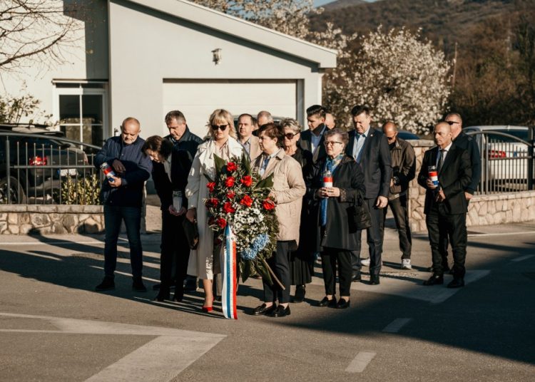 Široki Brijeg obilježio 34. obljetnicu raketiranja i odao počast žrtvama