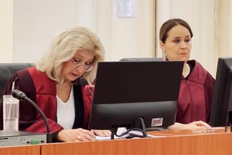 BiH: Zbog smrti dvoipolgodišnje djevojčice liječnicima više od 17 godina