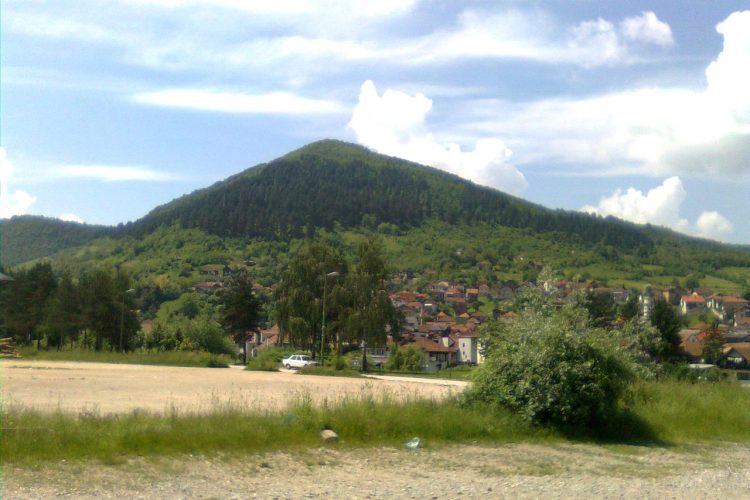 Opljačkana Piramida Sunca u Visokom