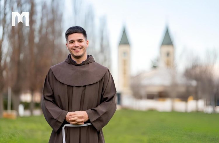 Široki Brijeg: Fra Nikola Jurišić gost susreta mladih u samostanskoj dvorani