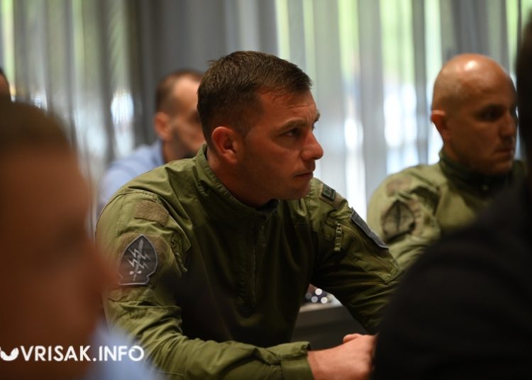 Održava javna rasprava o plaćama policijskih službenika u ŽZH