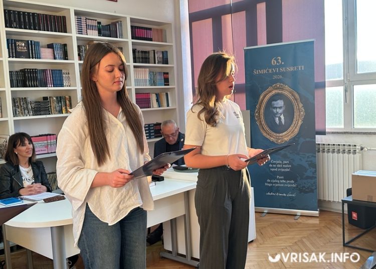 U Grudama predstavljena zbirka „Pred našom kućom jabuka“ autora Mije Tokića 