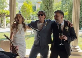 Spektakl u Mostaru: Jakov Jozinović podigao atmosferu na svadbi Josipa Palamete