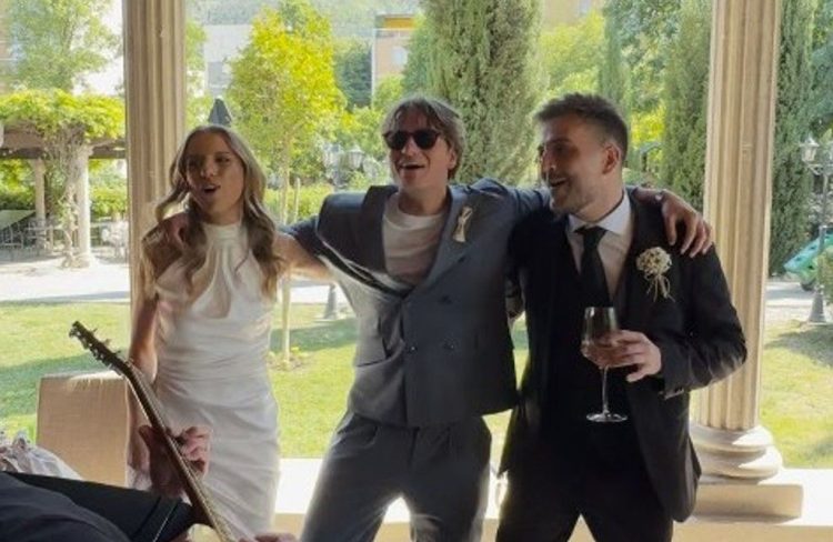 Spektakl u Mostaru: Jakov Jozinović podigao atmosferu na svadbi Josipa Palamete