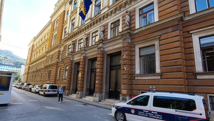 Zbog silovanja djevojke u Sarajevu tri muškarca osuđena: Ukupna kazna 38 godina zatvora