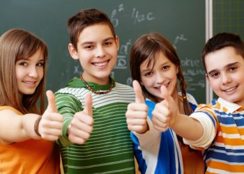 Evo kako roditelji odgajaju samouvjerene odlikaše
