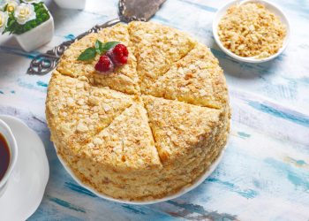 Raskošna torta za koju ne morate paliti pećnicu, gotova za 15 minuta