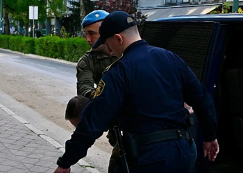 Osumnjičeni za ubojstvo supruge predan u Tužiteljstvo ŽS: Uhićen dok je jeo ćevape