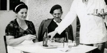 Iz prošlosti: Ispred gostione kod Bilinovca na Brigu 1970.