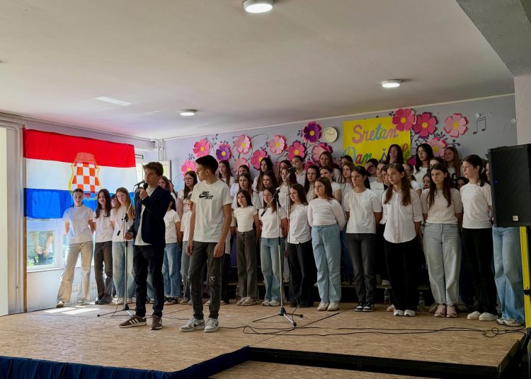 Svečano proslavljen Dan Prve osnovne škole Široki Brijeg