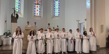 Prva sveta pričest u Župa sv. Male Terezije od Djeteta Isusa – Ledinac