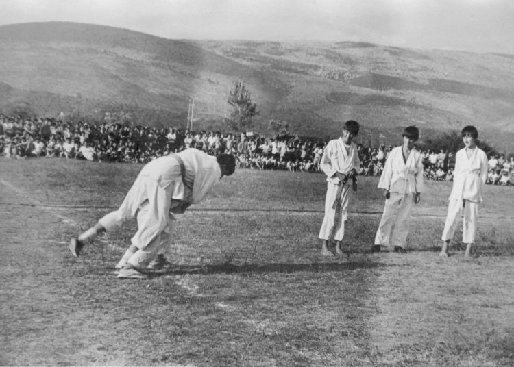 Iz prošlosti: Natjecanje u narodnim sportovima na Mostarskom blatu 1984. godine