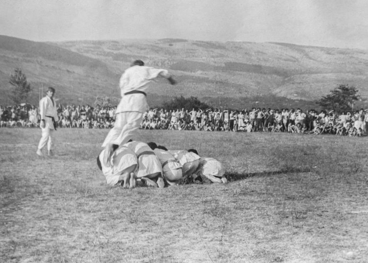Iz prošlosti: Natjecanje u narodnim sportovima na Mostarskom blatu 1984. godine