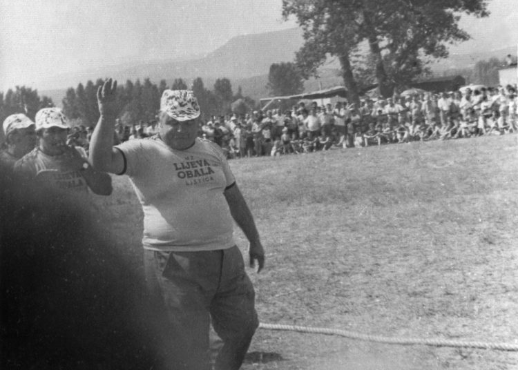 Iz prošlosti: Natjecanje u narodnim sportovima na Mostarskom blatu 1984. godine