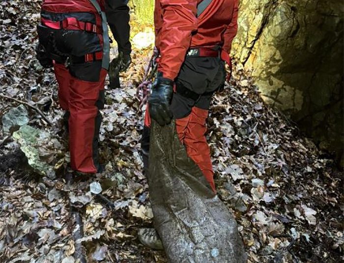 Fotografije koje opominju: GSS Široki Brijeg očistio dva speleoobjekta