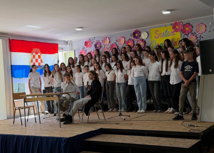 Svečano proslavljen Dan Prve osnovne škole Široki Brijeg