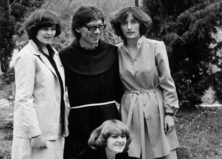 Iz prošlosti Širokog Brijega: Misa za maturante 1980. godine
