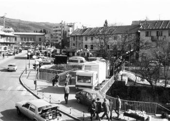 Široki Brijeg 1992. : Prometni kaos, kiosci i štandovi na svakom koraku