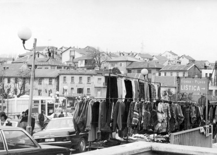 Široki Brijeg 1992. : Prometni kaos, kiosci i štandovi na svakom koraku