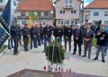 Sjećanje na heroje u Tomislavgradu: Bivši tenkisti zapalili svijeće i položili vijence