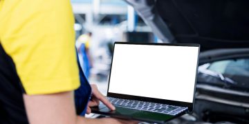 Pojavila se poruka “Service Now” tijekom vožnje? Nemojte je ignorirati