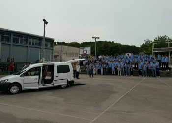 Maturanti SSŠ Široki Brijeg zajedničkim snagama kupili automobil obitelji u potrebi