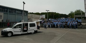 Maturanti SSŠ Široki Brijeg zajedničkim snagama kupili automobil obitelji u potrebi
