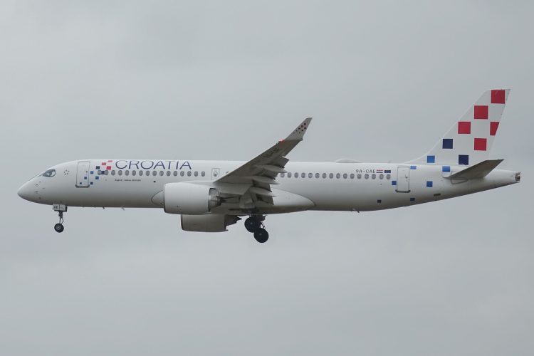 (VIDEO) Pogledajte snimku izlijetanja aviona Croatia Airlinesa u Splitu