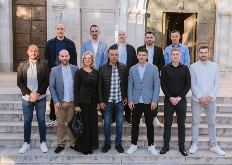 Širokobriješki strukovnjaci obilježili 20. obljetnicu mature