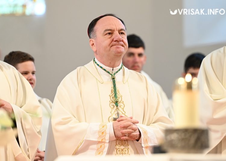 Svečano u Širokom Brijegu: 234 mladih primilo sakramenat Svete potvrde