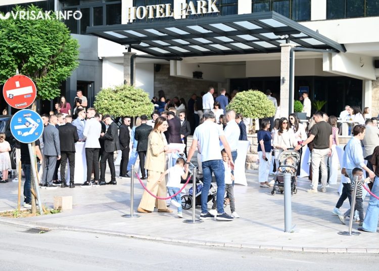 Široki Brijeg: Svečana matura Gimnazije fra Dominika Mandića
