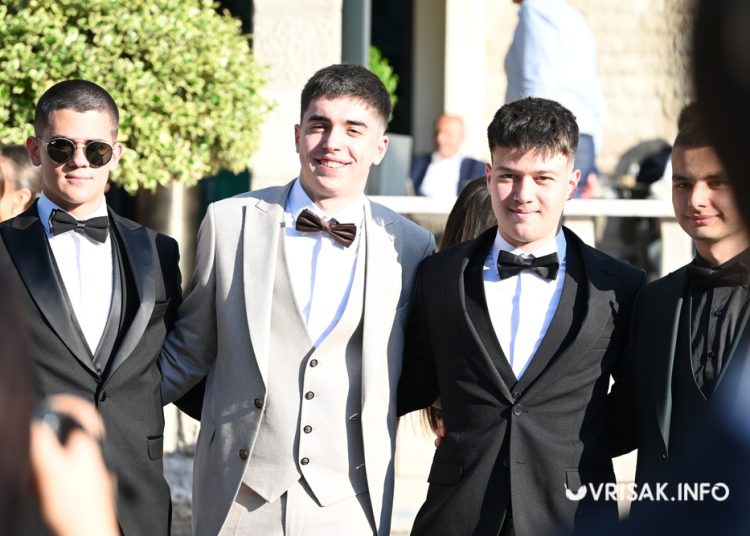 Široki Brijeg: Svečana matura Gimnazije fra Dominika Mandića