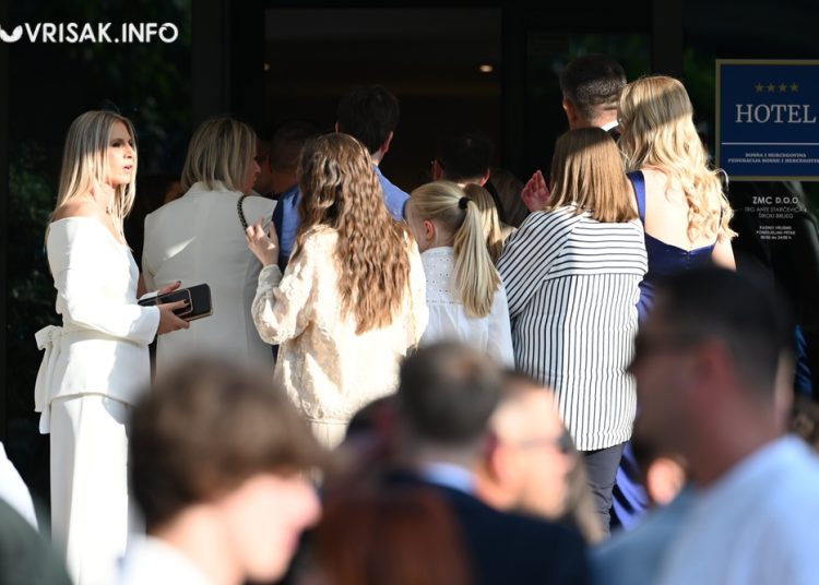 Široki Brijeg: Svečana matura Gimnazije fra Dominika Mandića