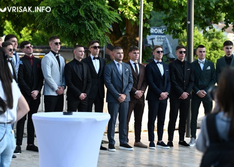 Široki Brijeg: Svečana matura Gimnazije fra Dominika Mandića