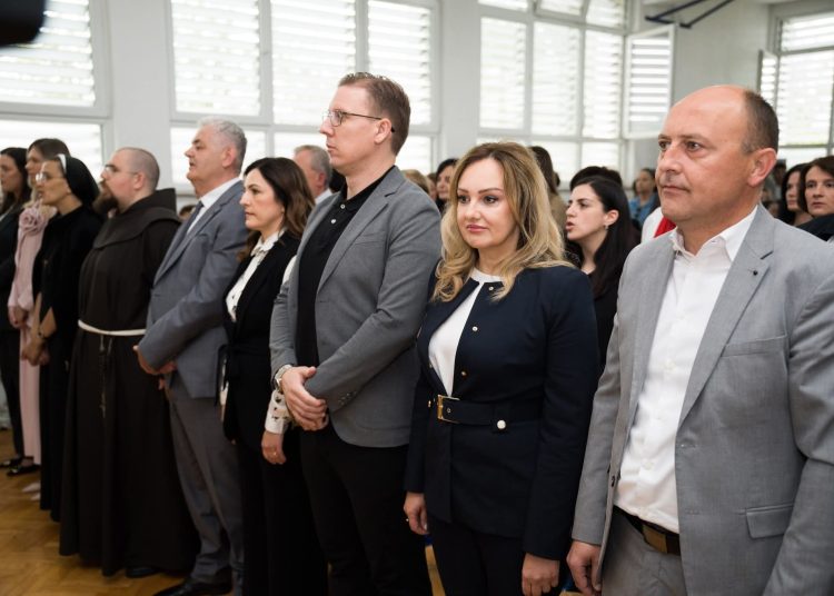 Široki Brijeg: Osnovna škola Kočerin prigodnim programom obilježila Dan škole