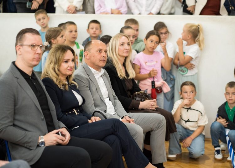 Široki Brijeg: Osnovna škola Kočerin prigodnim programom obilježila Dan škole