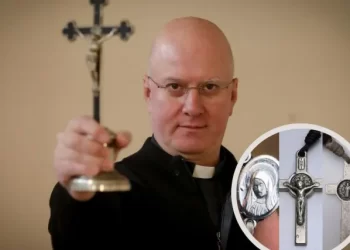 Prodaju se i u Međugorju? Svećenik upozorio na sotonske krunice: Namjerno se dizajniraju s okultnim simbolima