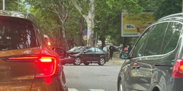 Prometna nesreća ispred zgrade Mostarke: Sudarili se Škoda i Golf 5