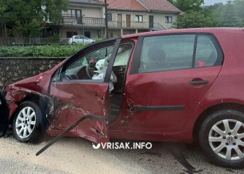Prometna nezgoda u Dobriču kod Širokog Brijega, promet se odvija jednom trakom
