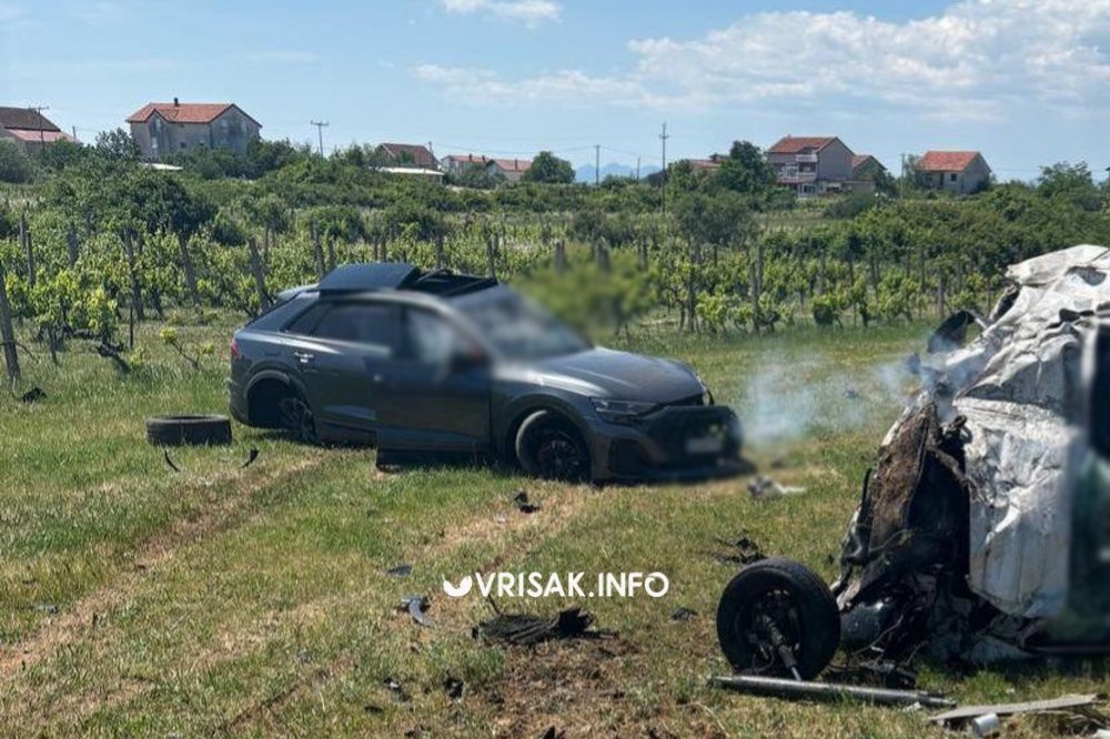 Teška prometna nezgoda u Čitluku, tri osobe ozlijeđene Teška prometna nezgoda u Čitluku, tri osobe ozlijeđene