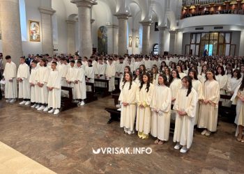 Svečano u Širokom Brijegu: 234 mladih primilo sakramenat Svete potvrde