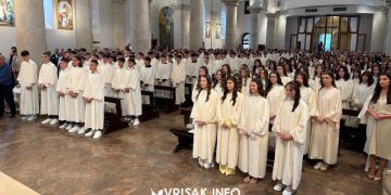 Svečano u Širokom Brijegu: 234 mladih primilo sakramenat Svete potvrde