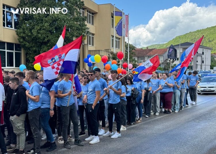 Široki Brijeg: Automatska puška u gepeku i droga u centru grada, policija imala dvije akcije u jednoj noći