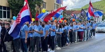 Široki Brijeg: Automatska puška u gepeku i droga u centru grada, policija imala dvije akcije u jednoj noći